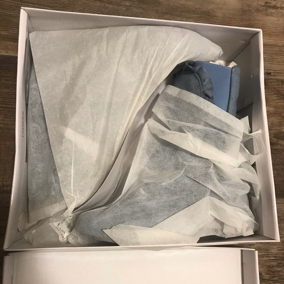 Boston Design Studio Boots - Picture 2 of 7